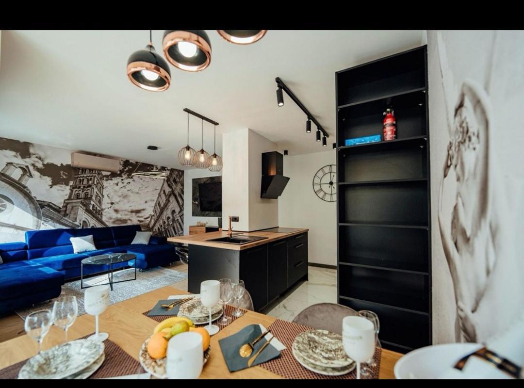 Black Queen Apartment Split Extérieur photo